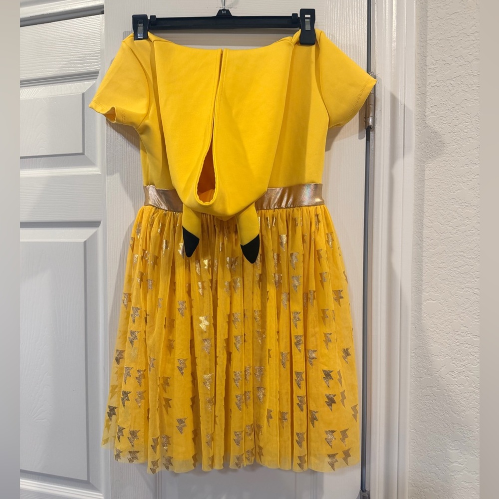 Pokémon Yellow Pikachu Kids Costume Dress - Picture 6 of 6